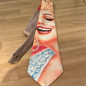 Stylish Multicolor Tie